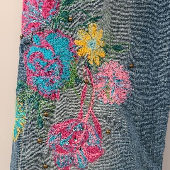 Allen B by Allen Schwartz Jeans - Picture 3 of 8